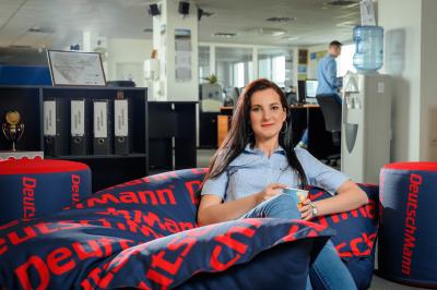 daf3fb1ad845bb742637b4e69ad2649f-min