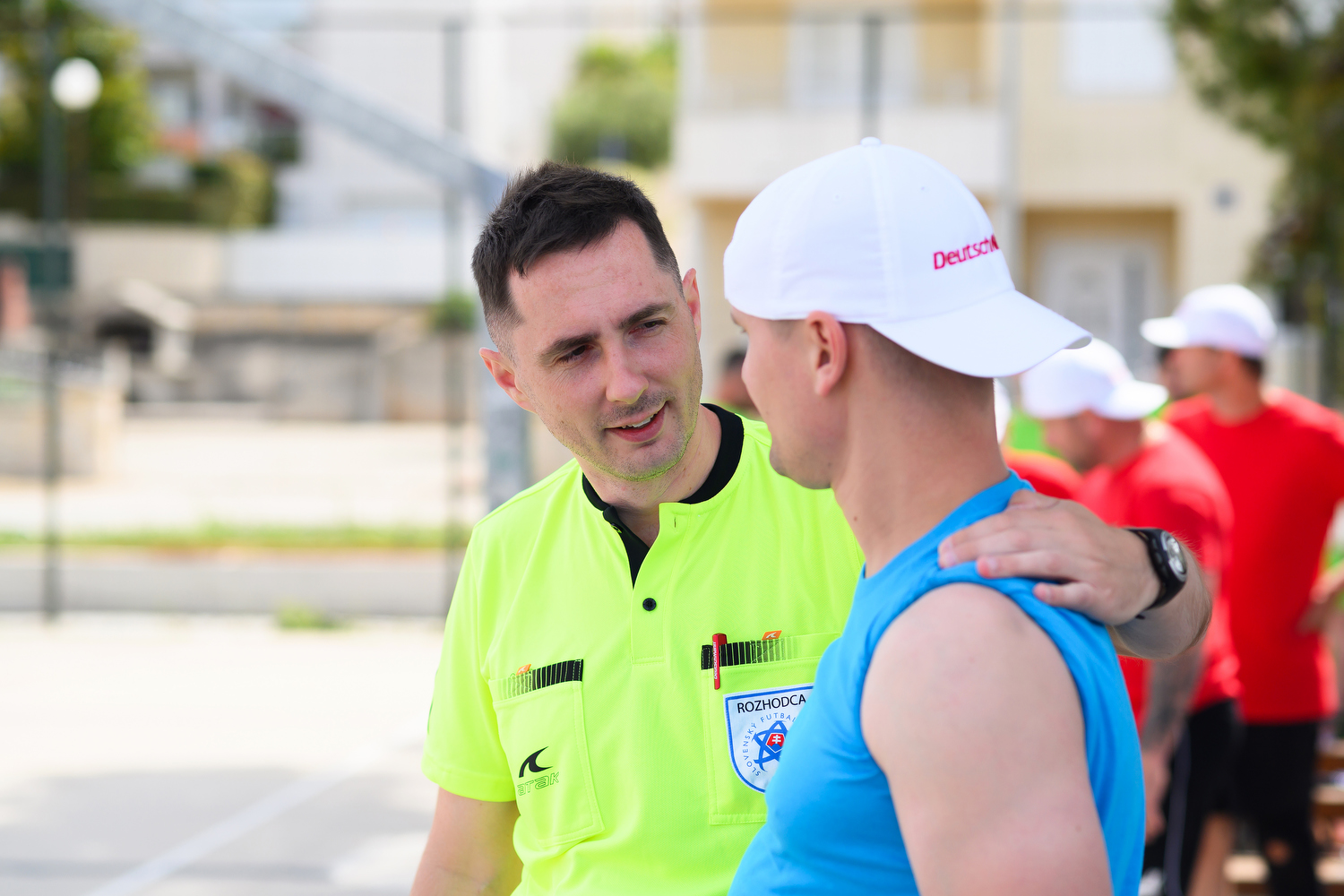 Sudi ako rozhodca pri futbale